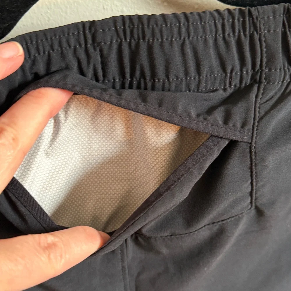 Nike Black Athletic Joggers - Picture 5 of 6